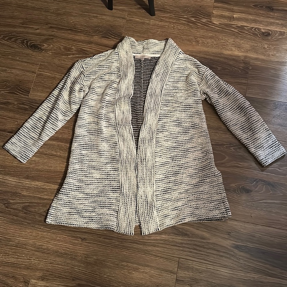 Cardigan only worn a few times! Super warm and soft